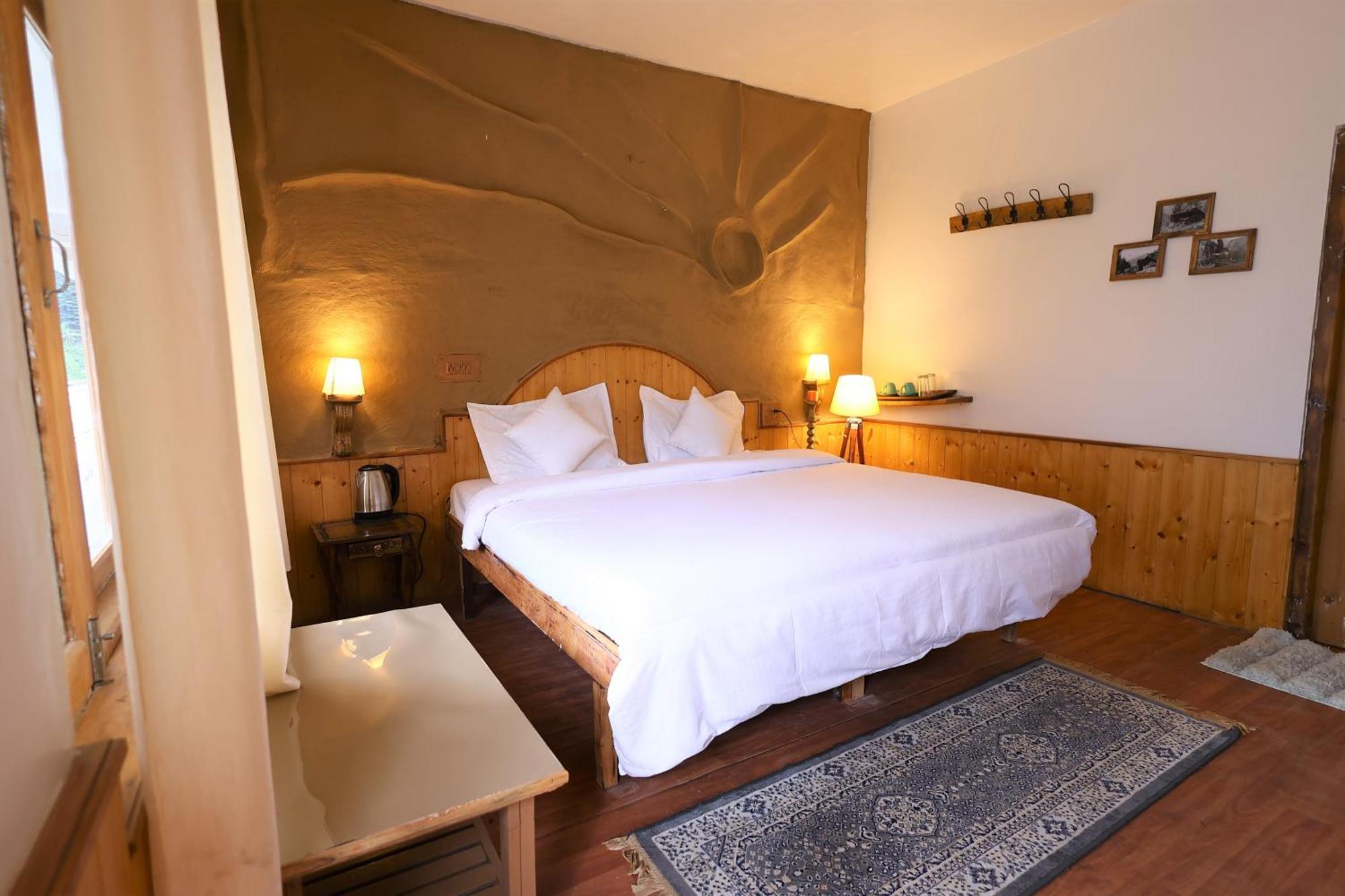 Beholden Stay And Cafe - A Luxury Boutique Hotel In Manali Manāli Exteriér fotografie
