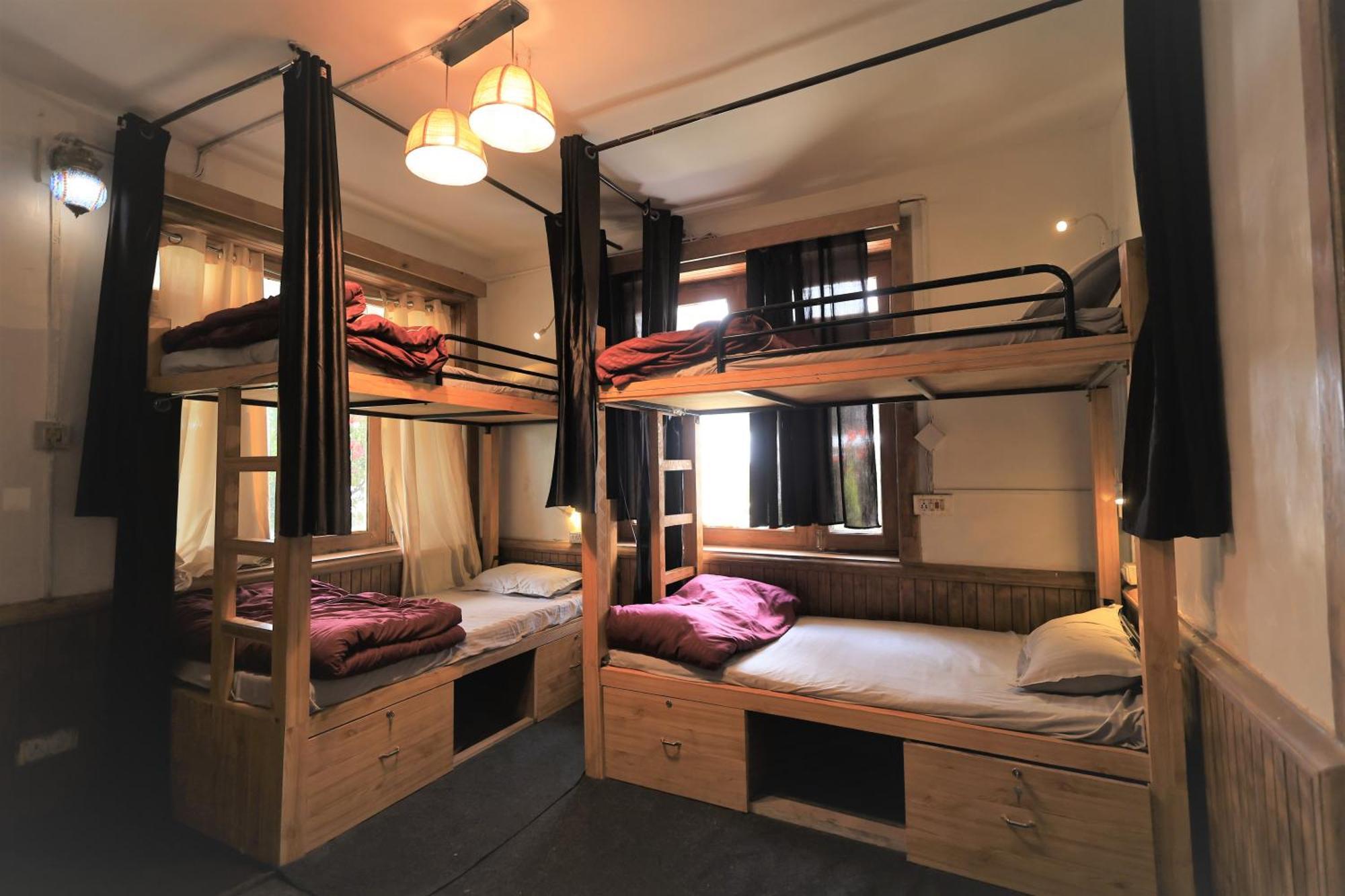 Beholden Stay And Cafe - A Luxury Boutique Hotel In Manali Manāli Exteriér fotografie