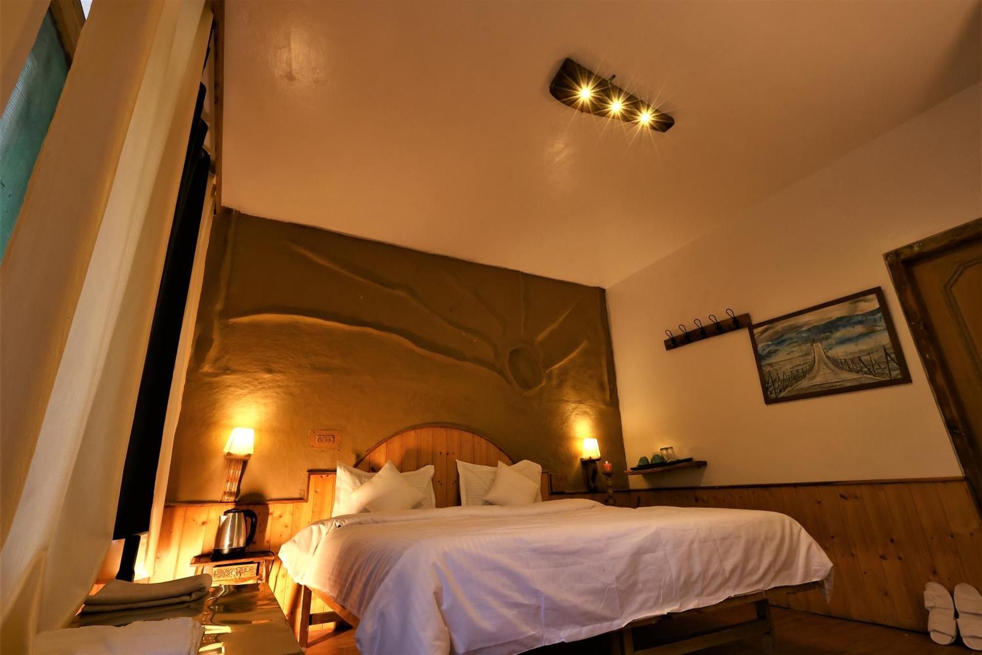 Beholden Stay And Cafe - A Luxury Boutique Hotel In Manali Manāli Exteriér fotografie